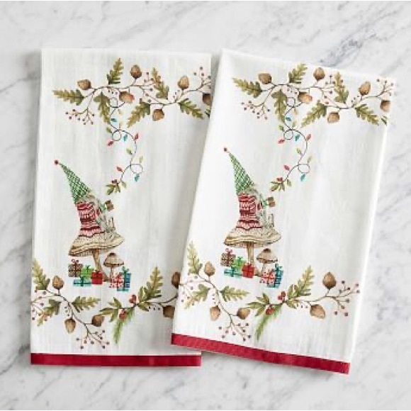 Pottery Barn Whimsical Woodland Forest Gnomes Cotton/Linen Guest Towels 🎄 - Picture 2 of 16